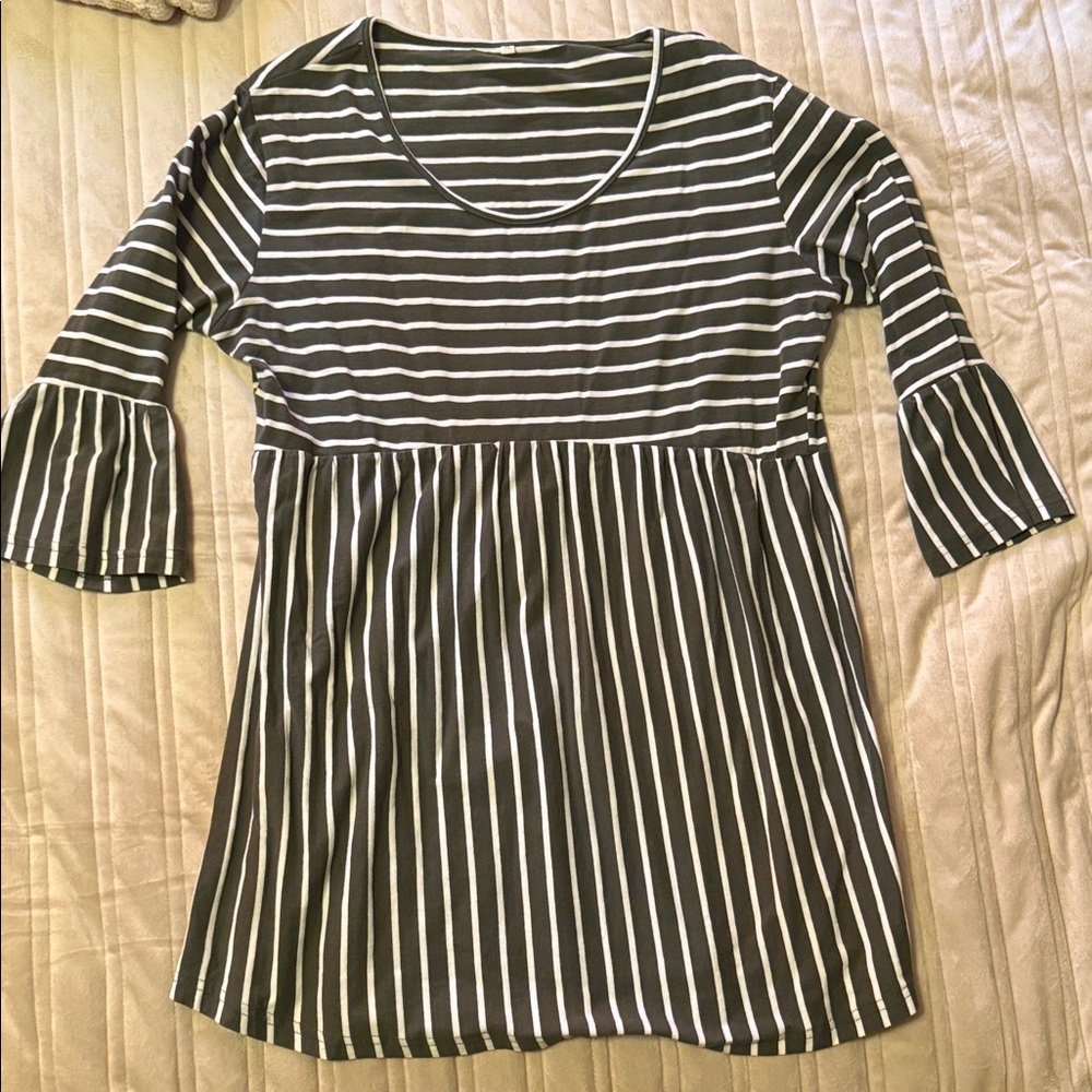 Elegant Hunter Green and White Striped Women's Tunic